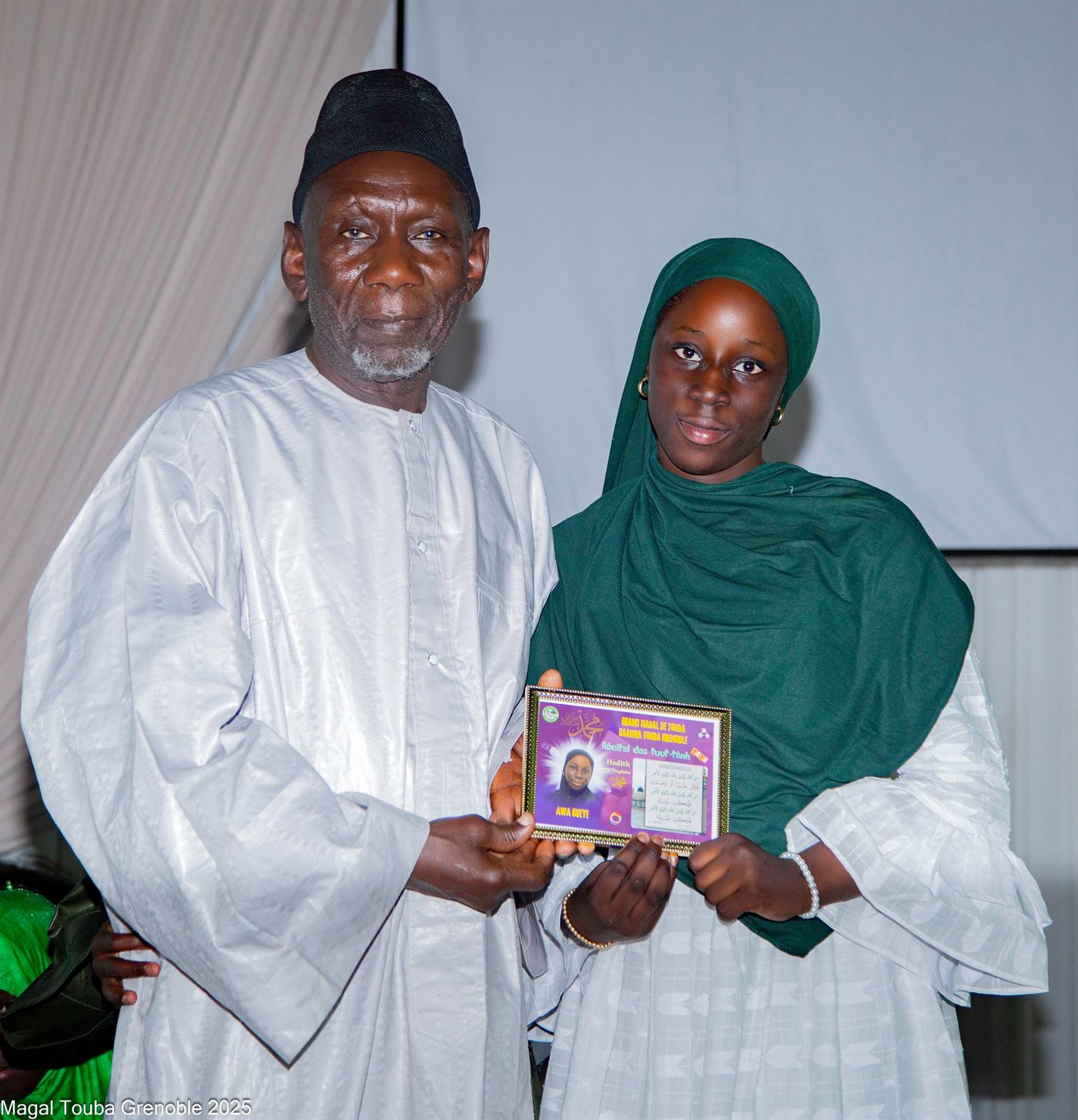 Remise d’attestation lors du Magal Touba Grenoble